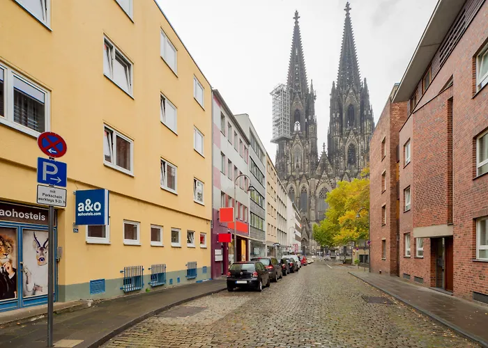 Hotel A&o Dom 2*