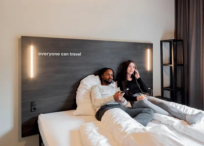 Otel A&o Dom Köln